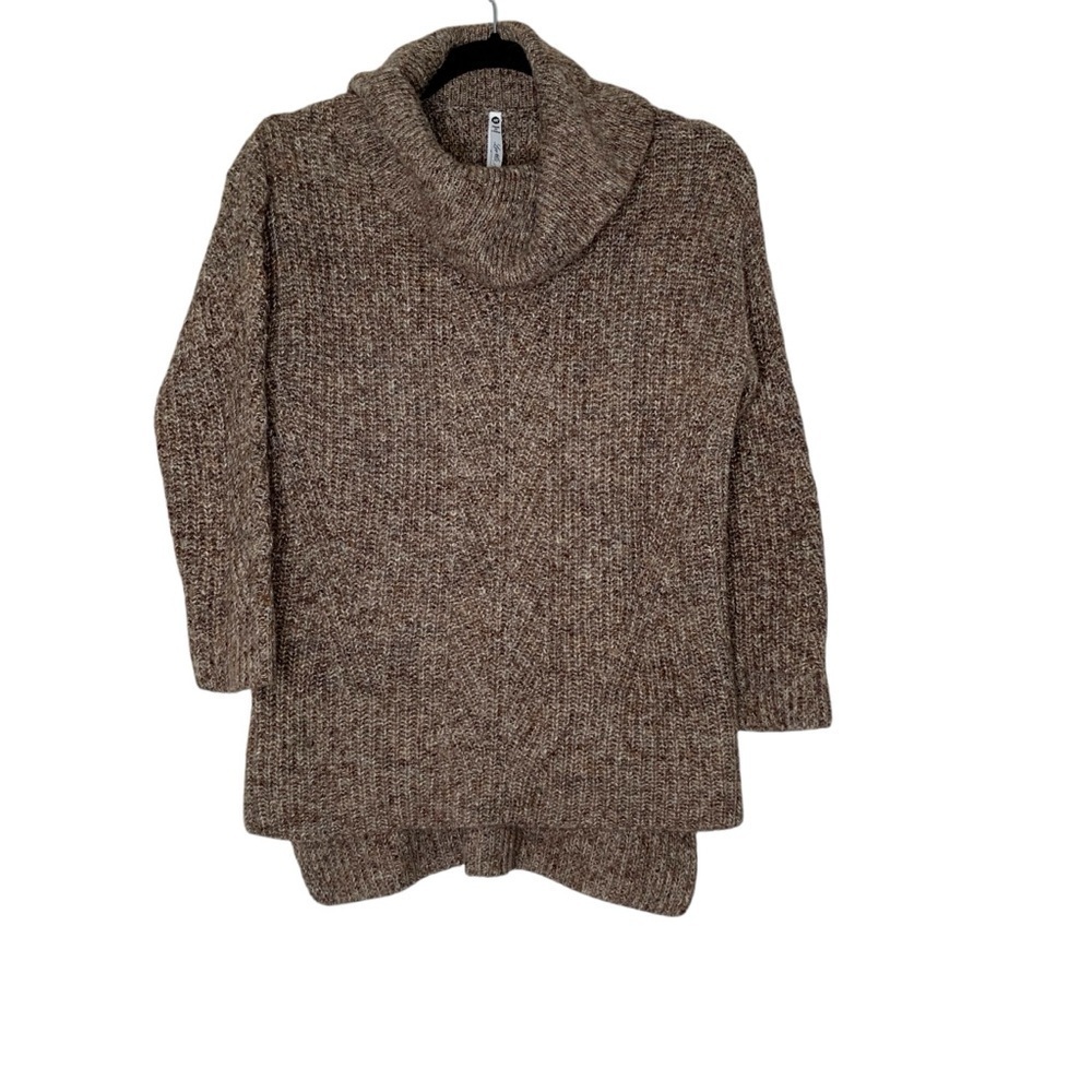 Lea & Nicole brown turtleneck sweater. Size M - Picture 2 of 5